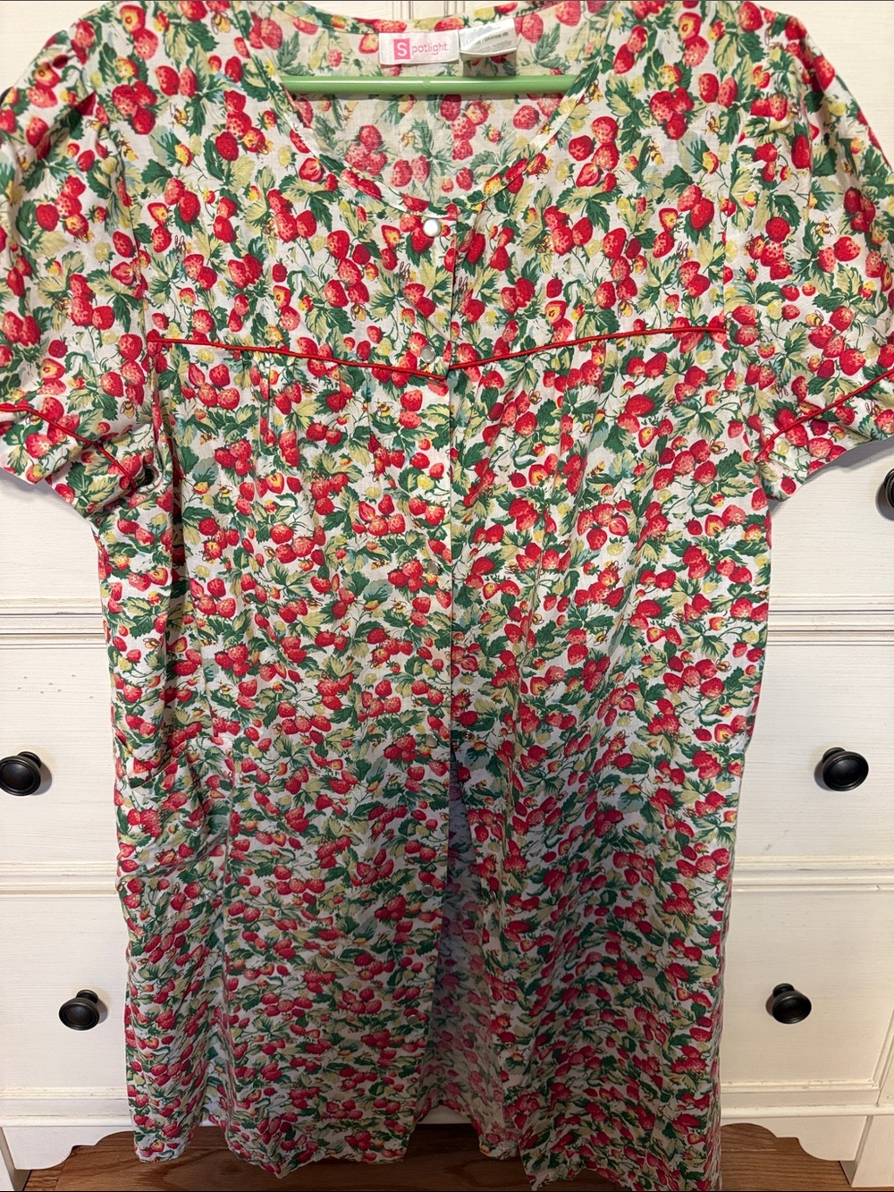 Soft Strawberry-Print Nightgown - Red & Green
